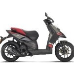 Aprilia Sr 125 Side View