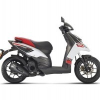 Aprilia Sr 125 White Color