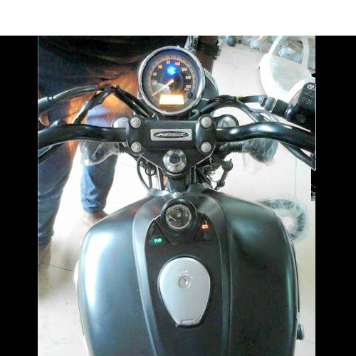 Bajaj Avenger Street Spy Picture Instrument Cluster