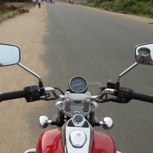 Bajaj Avenger220dtsi 19