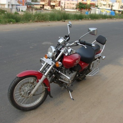 Bajaj Avenger220dtsi 3