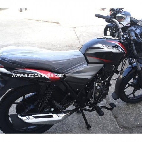 Bajaj Discover 110 Side Quarter View