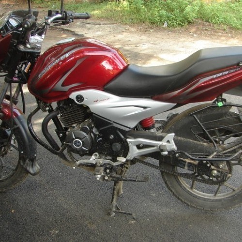 Bajaj Discover 125 St 27