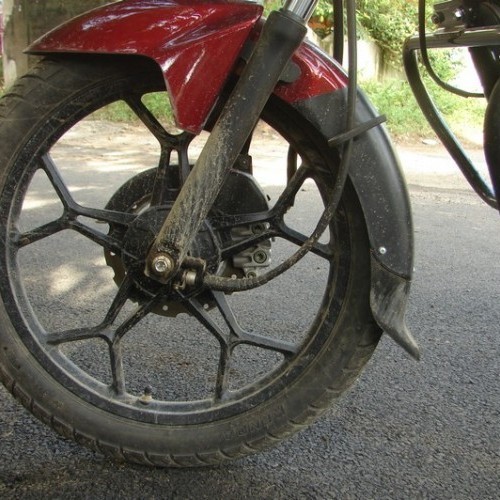 Bajaj Discover 125 St 28