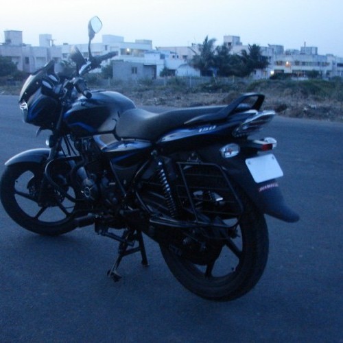 Bajaj Discover150 10