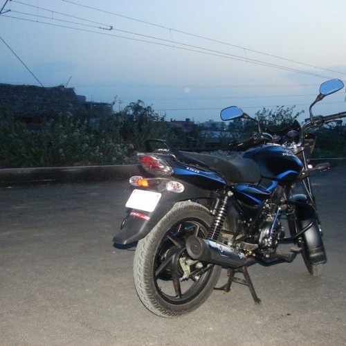 Bajaj Discover150 11