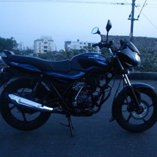 Bajaj Discover150 13