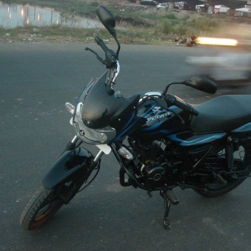 Bajaj Discover150 2