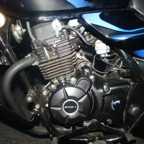 Bajaj Discover150 24