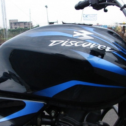 Bajaj Discover150 43