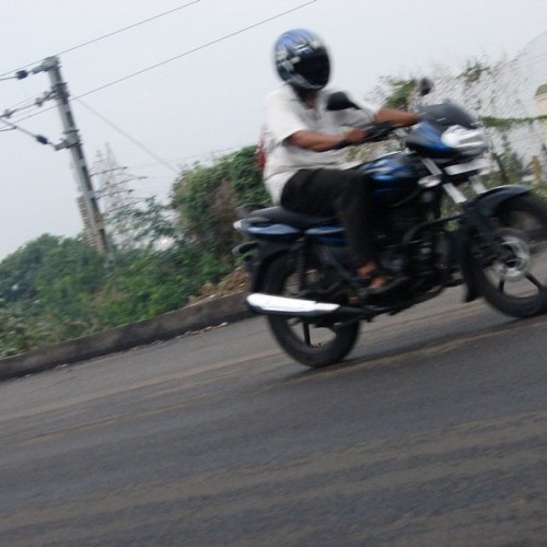 Bajaj Discover150 50