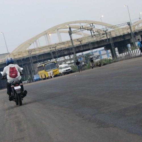 Bajaj Discover150 52