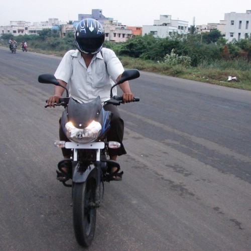 Bajaj Discover150 60