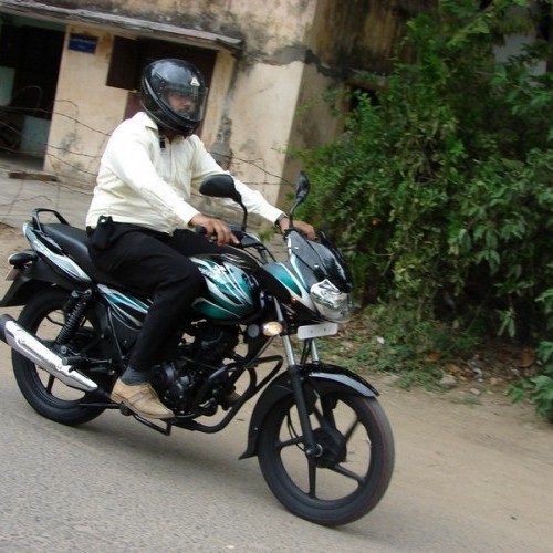Bajaj Discover 28