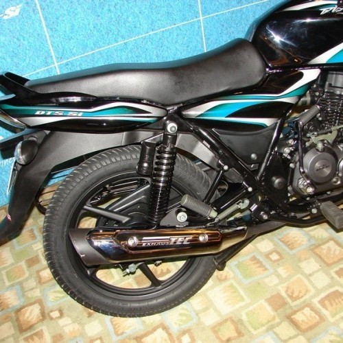 Bajaj Discover 8