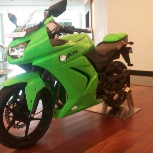 Bajaj Ninja 11