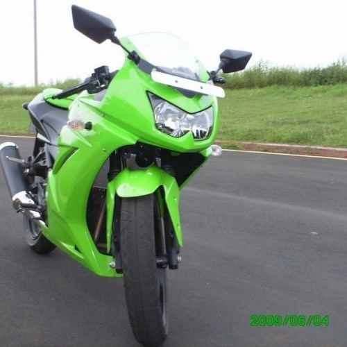 Bajaj Ninja 28