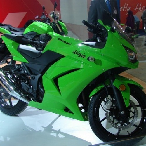 Bajaj Ninja 4