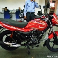 Bajaj Platina 100 Es Side View