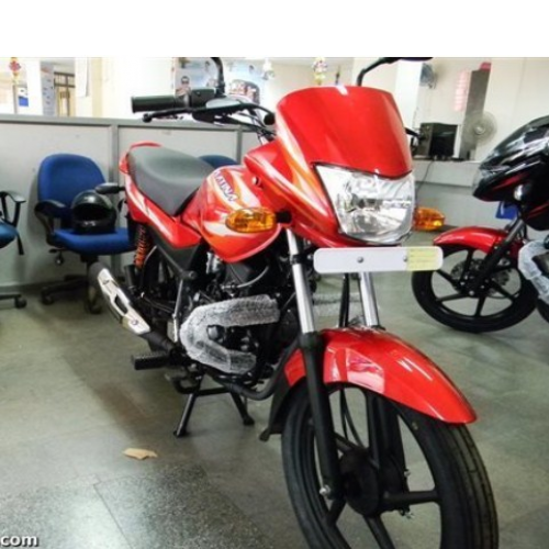 Bajaj Platina Straight View