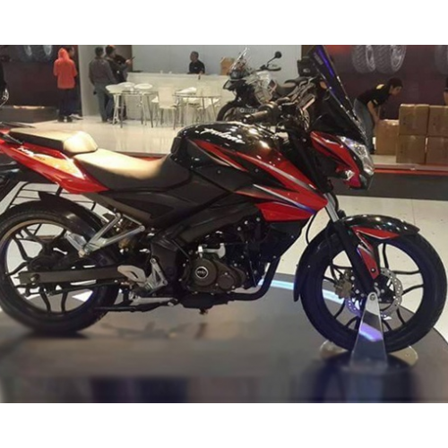 Bajaj Pulsar 150ns With Windshield