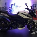 Bajaj Pulsar 200ns Fi 1
