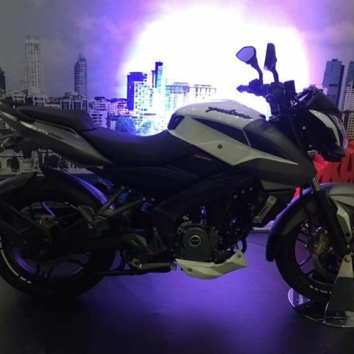 Bajaj Pulsar 200ns Fi 5