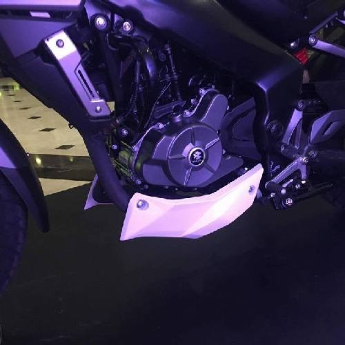 Bajaj Pulsar 200ns Engine Left