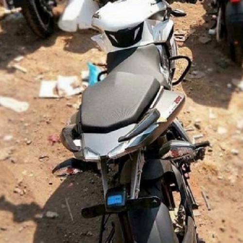 Pulsar 200ns White Rear View