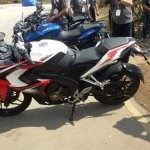 Bajaj Pulsar 200 Ss Abs Side View