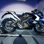 Bajaj Pulsar 200ss Side View Launch