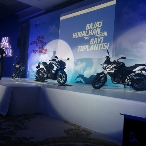 Bajaj Pulsar 200ss Wallpaper