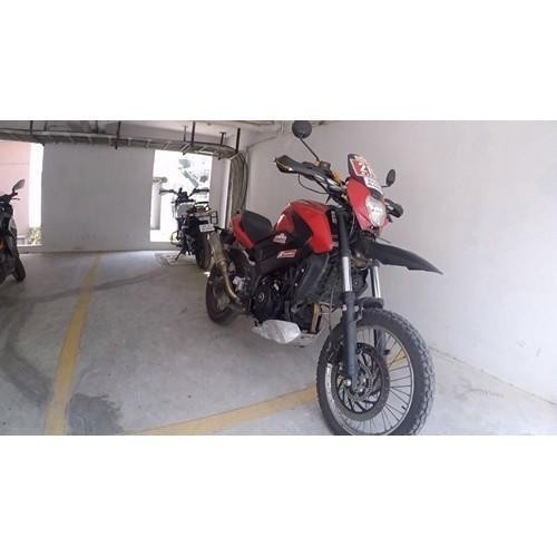 Bajaj Dominar 400 Rally Prepped Front Quarte