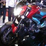 Bajaj Pulsar 400 Cs 13