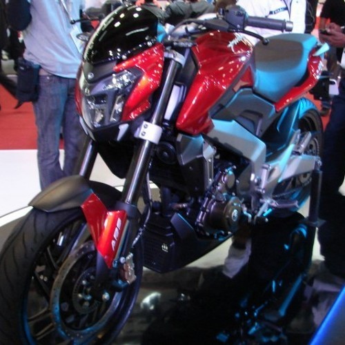Bajaj Pulsar 400cs 26