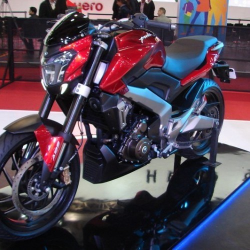 Bajaj Pulsar 400cs 39