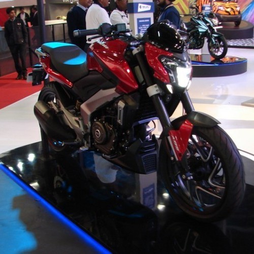 Bajaj Pulsar 400cs 41