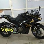 Bajaj Pulsar Rs200 Black Colour Right Side
