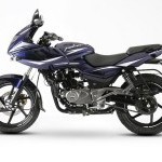 2017 Bajaj Pulsar 220 Side View Right