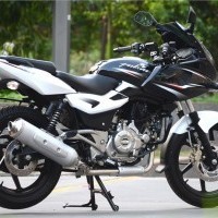 Bajaj Pulsar220dtsi 4