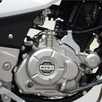 Bajaj Pulsar220dtsi 6