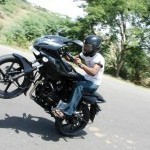 Bajaj Pulsar220 11