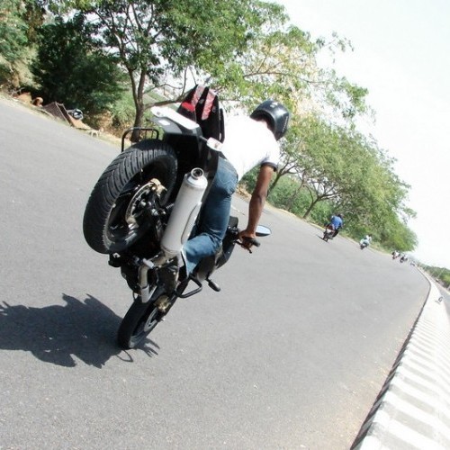 Bajaj Pulsar220 14