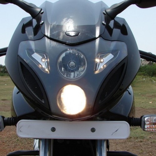 Bajaj Pulsar220 28