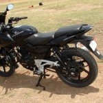 Bajaj Pulsar220 29