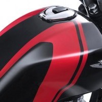 Bajaj V15 Vikrant Bike Muscular Fuel Tank