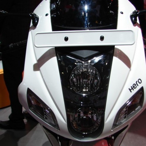 Hero Karizma Zmr 17