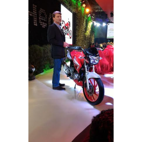 Hero Xtreme 200 Sports Front View