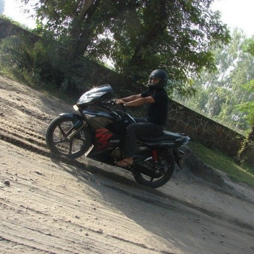 Herohonda Karizmazmrfi 54