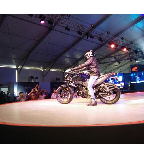 Honda Cb Hornet 160 Launch Full Side View